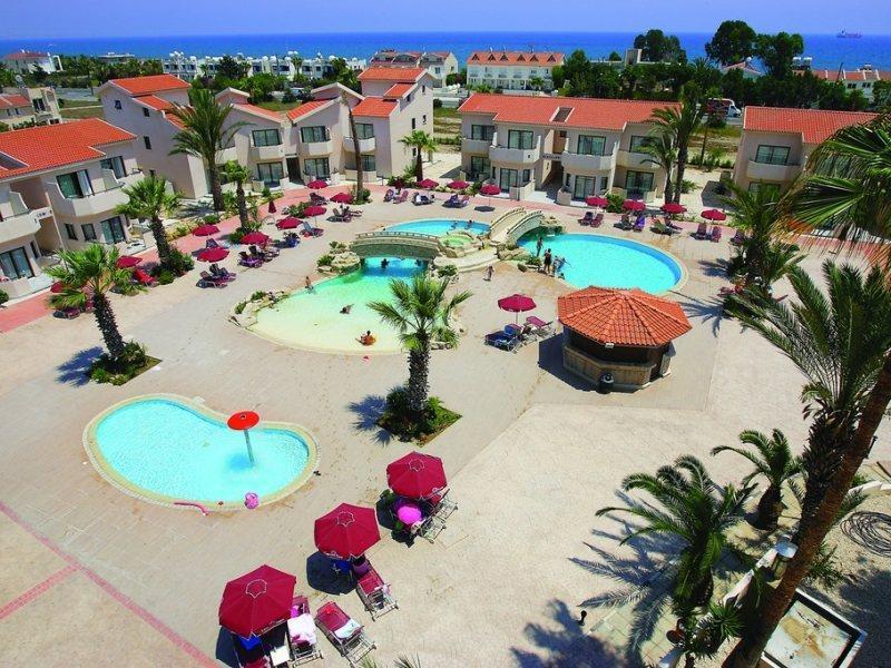 Crown Resorts Henipa Larnaca Exteriér fotografie